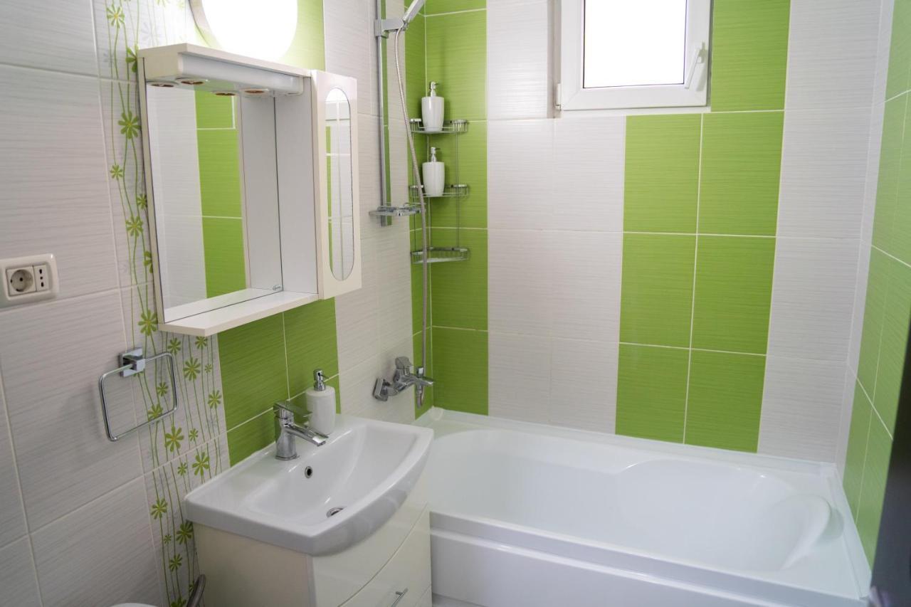 Ultracentral Golden Apartament 2 Suceava Exterior foto